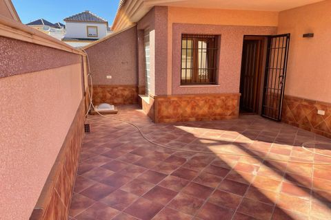 Rækkehus i Torrevieja, Alicante, Torrevieja - € 330.000 | Ref: W-0477KA - foto 2
